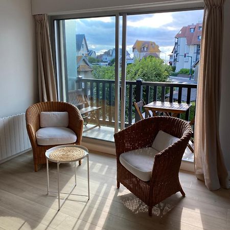 Appartement 65M2 Avec Balcon Vues Partielles Mer A 150M De La Plage Et Centre, Wifi Et Parking Prive Blonville-sur-Mer Kültér fotó